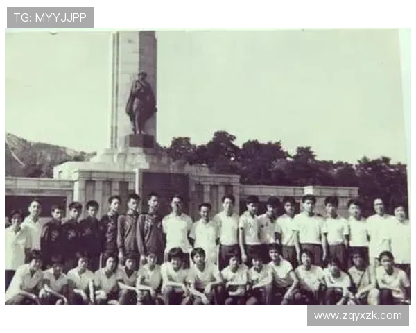 重庆羽毛球队的拼搏历程与荣耀背后的故事揭秘